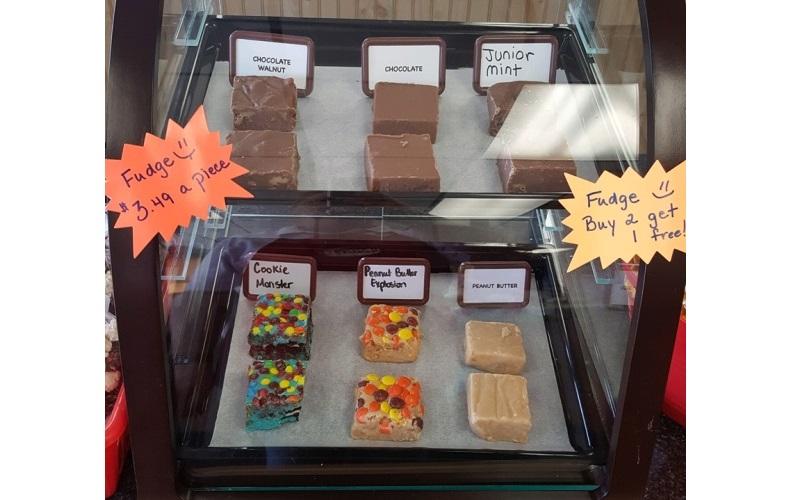 Donny B's Popcorn Shop - SAVE 50% on Amazing Popcorn! ($20 for only $10)