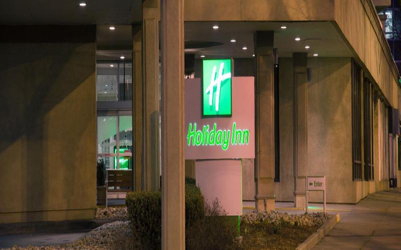 Holiday Inn - Rock Island - (1) Night Stay  ($129 Value for $64.50)