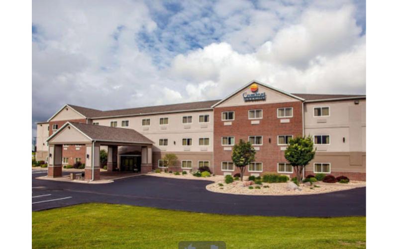 country inn and suites quad cities airport